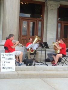 playing to prepare for rally